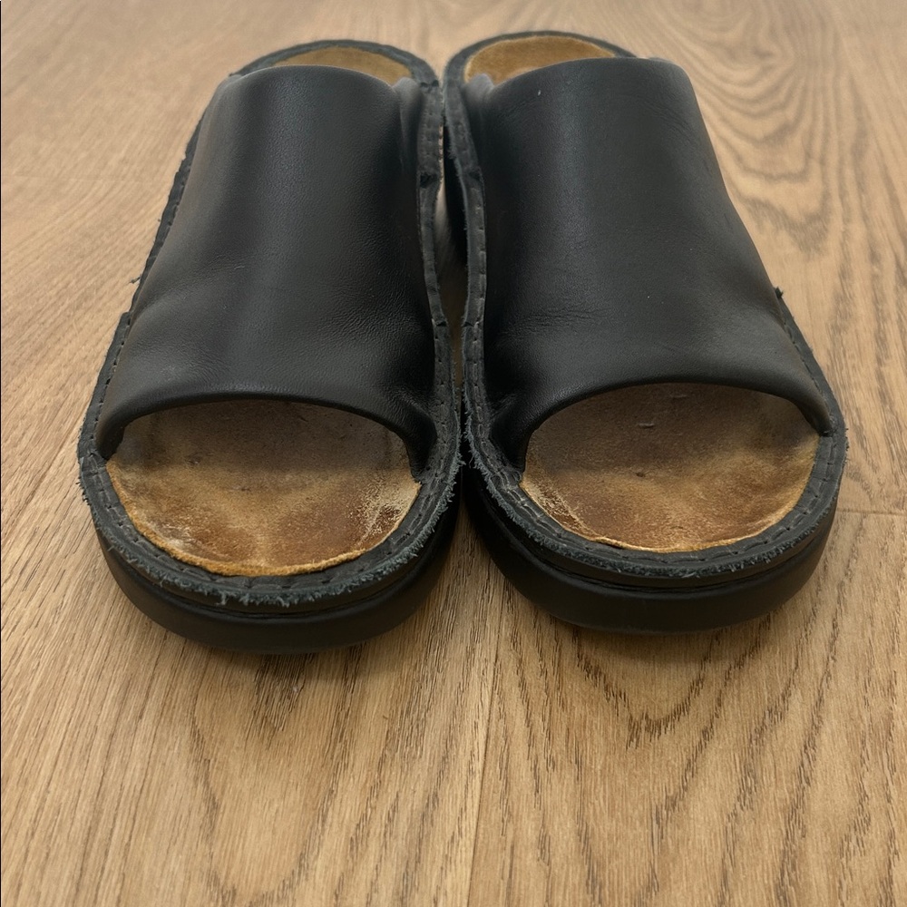 NAOT Rome‎ Black Matte Leather Sandal Size 38 7 - Picture 4 of 7